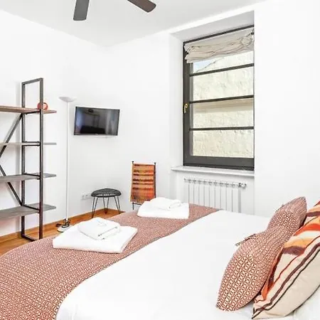 Splendid Former Chapel With Pool & Jacuzzi Villa