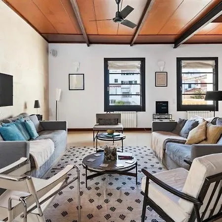 Splendid Former Chapel With Pool & Jacuzzi *